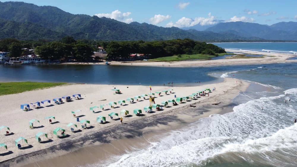 TOUR BURITACA